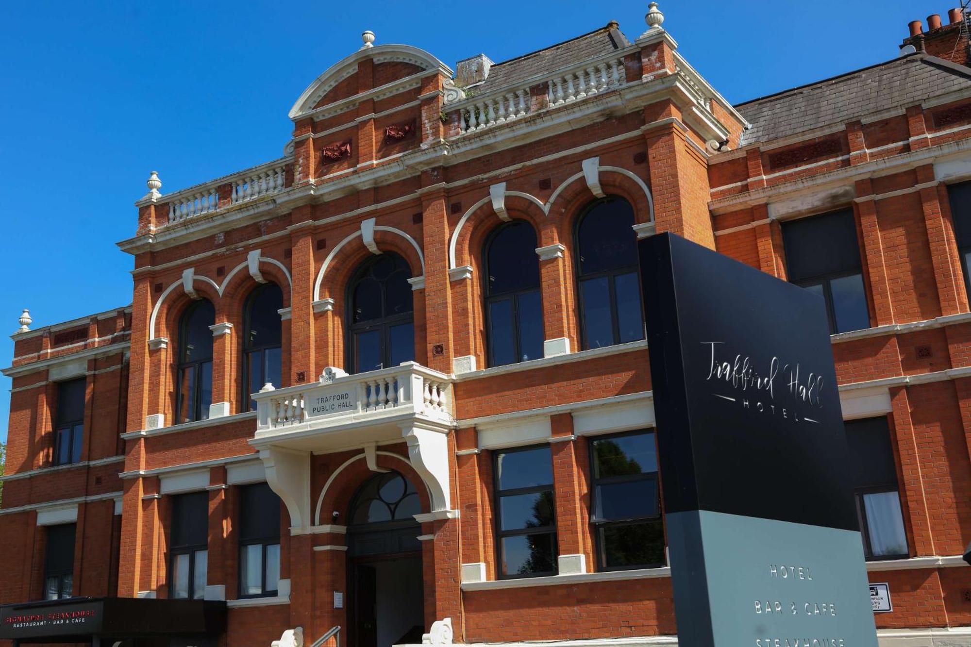 Trafford Hall Hotel Manchester, Trademark Collection By Wyndham エクステリア 写真