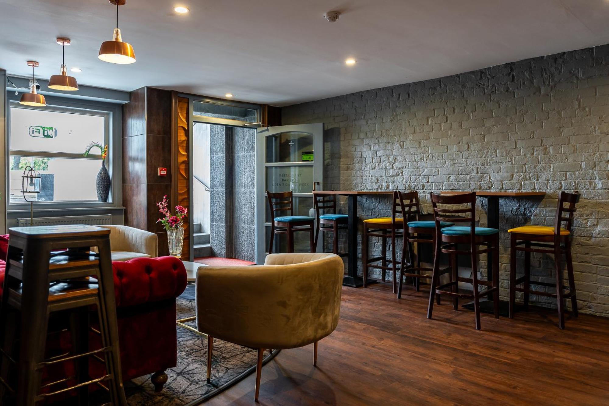 Trafford Hall Hotel Manchester, Trademark Collection By Wyndham エクステリア 写真