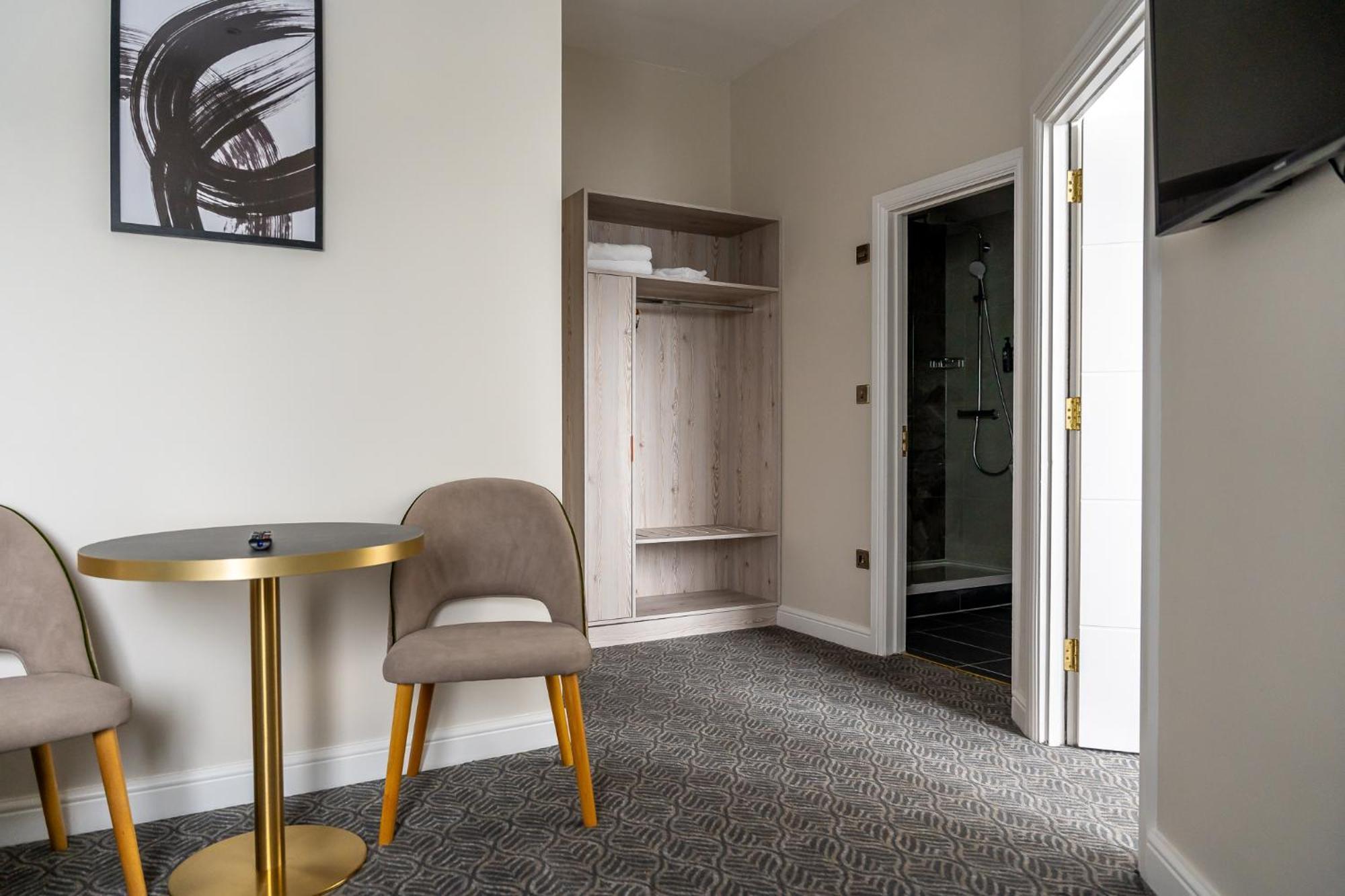 Trafford Hall Hotel Manchester, Trademark Collection By Wyndham エクステリア 写真