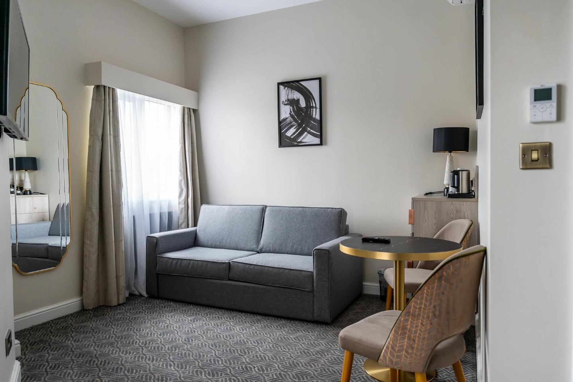 Trafford Hall Hotel Manchester, Trademark Collection By Wyndham エクステリア 写真